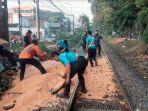 Kereta Sindro Tertemper Truk Muatan Jagung di Sidoarjo: Lokomotif Rusak, 5 KA Alami Keterlambatan