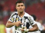 Striker-muda-Santos-FC-Marcos-Leonardo-yang-diincar-AS-Roma.jpg