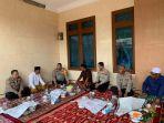 Suasana-saat-Kapolres-Pamekasan-AKBP-Jazuli-Dani-Iriawan-bertemu-den.jpg