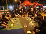 Suasana-saat-Kapolres-Pamekasan-AKBP-Jazuli-Dani-Iriawan-ngopi-bareng.jpg