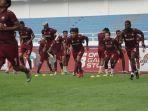 Suasana-saat-tim-Madura-United-official-training-di-Stadion-Jatidiri-Semarang.jpg