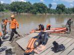 Tim-SAR-saat-melakukan-pencarian-balita-yang-diduga-tenggelam-di-Sungai.jpg
