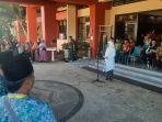 Wakil-Bupati-Sumenep-Dewi-Khalifah-resmi-berangkatkan-CJH-cadangan-sebanyak-139-orang.jpg