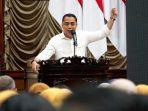 Wali-Kota-Surabaya-Eri-Cahyadi-saat-memberikan-penjelasan-kepada-jajaran-Pemkot.jpg