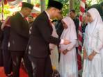 ZIARAH-KUBUR-Suasana-saat-Wakil-Gubernur-Jatim-Emil-Elestianto-Dardak-saat.jpg