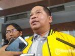 agoeng-prasodjo-saat-mendampingi-kunjungan-menpora-zainuddin-amali-di-stadion-gelora-bung-tomo.jpg