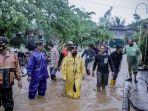 Jember Diterjang Banjir dan Tanah Longsor, Perumahan Ini Seperti Sungai, Bupati Turun Lapangan