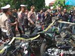 barang-bukti-sepeda-motor-dengan-knalpot-brong.jpg