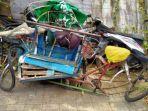 becak-terlibat-kecelakaan-lalu-lintas-di-jalan-raya-pantura-situbondo.jpg