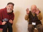 daisuke-saat-bersama-dengan-kakek-sugiono-atau-shigeo-tokuda-pemeran-film-panas-jepang.jpg