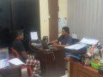 dua-pelaku-saat-diperiksa-tim-penyidik-Satreskrim-Polres-Sampang-Madura.jpg