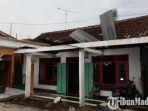 genteng-bagian-teras-rumah-warga-yang-rusak.jpg