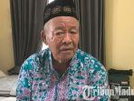 kakek-matnasu-abang-becak-yang-akhirnya-berangkat-setelah-menabung-selama-22-tahun.jpg