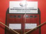 kantor-dpc-pdip-kota-pasuruan-disegel-protes-megawati.jpg