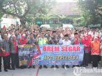 kapolres-dan-bupati-madiun-kampanye-brem-segar.jpg
