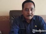 kepala-sma-negeri-1-sumenep-sukarman-saat-ditemui-di-ruang-kerjanya-kamis-22102020.jpg