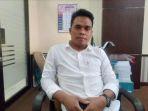 ketua-askab-pssi-sampang-mohammad-farok-di-gedung-dprd-kabupaten-sampang-madura.jpg
