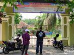 kondisi-pintu-pagar-sman-1-kota-blitar-tertutup.jpg