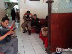 kondisi-rumah-tkp-kasus-gantung-diri.jpg