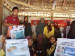 koordinator-pendamping-pkh-kecamatan-kadur-pamekasan-saat-memberikan-sosialisasi.jpg