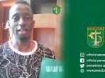 makan-konate-kini-menjadi-pemain-persebaya-usai-pindah-dari-arema-fc.jpg