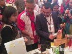 melihat-produk-produk-umkm.jpg