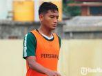 nasir-mengikuti-latihan-di-lapangan-jenggolo.jpg