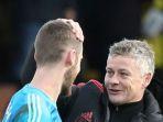 ole-gunnar-solskjaer-dan-david-de-gea.jpg