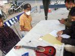 para-pengamen-jalanan-diamankan-satpol-pp-pamekasan.jpg