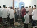 pelaksanaan-salat-idul-fitri-jamaah-al-muhdlor.jpg
