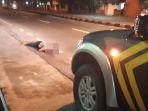 penemuan-mayat-laki-laki-didepan-pintu.jpg