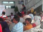 pengunjung-yang-memadati-kantor-bpjs-kesehatan.jpg