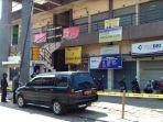 penutupan-pasar-kupang-gunung-surabaya-sabtu-252020.jpg