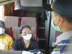 Tak Bawa Syarat Perjalanan, Dua Penumpang Bus AKAP Dapat Sanksi Tegas dari Petugas Terminal