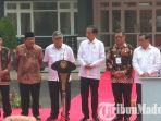 presiden-joko-widodo-jokowi-saat-meresmikan-proyek-rusunawa-di-stkip-pgri-tulungagung.jpg