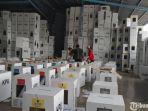 proses-packingsurat-suara-pemilu-2019.jpg