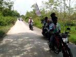 puluhan-remaja-berpakaian-menyerupai-seragam-sma-dan-smk-di-bangkalan.jpg