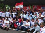 ratusan-warga-persatuan-pkl-serta-tukang-becak-dukung-jokowi-makruf-amin.jpg