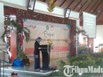 rozan-membaca-ayat-suci-alquran-di-hut-ke-19-dharma-wanita-persatuan-kabupaten-pamekasan.jpg
