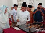 said-abdullah-saat-meresmikan-masjid-fathimah-binti-said-gauzan.jpg