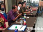 satpol-pp-pamekasan-dan-pengelola-usaha-karaoke-gelar-pertemuan.jpg