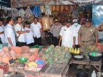 sidak-harga-di-pasar-kolpajung.jpg