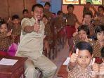 siswa-sd-di-pamekasan.jpg