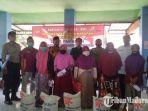 suasana-saat-bantuan-sosial-beras-bsb-mulai-diberikan-kepada-sejumlah-kpm-pkh-di-pamekasan.jpg