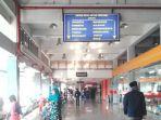 tunggu-keberangkatan-bus-akap.jpg