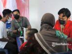 vaksinasi-di-pondok-pesantren-assyafiiyah-pamekasan.jpg
