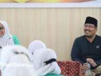 wakil-ketua-dprd-jatim-anwar-sadad-saat-menjadi-pemateri-dialog.jpg