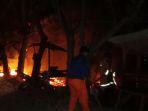 warung-terbakar-di-lamongan.jpg