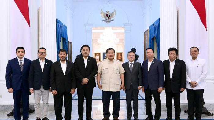 KOPERASI MERAH PUTIH - Presiden Prabowo Subianto menerima kunjungan Andi Iwan Darmawan Aras di Istana Negara 19 April 2025 lalu. Kadin Sulsel mengapresiasi peluncuran koperasi merah putih.