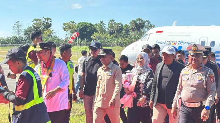 Andi Sudirman Sulaiman Rencanakan Perluasan Bandara Arung Palakka Bone